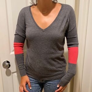 Caslon Nordstrom XS Long Sleeve Grey Sweater EUC